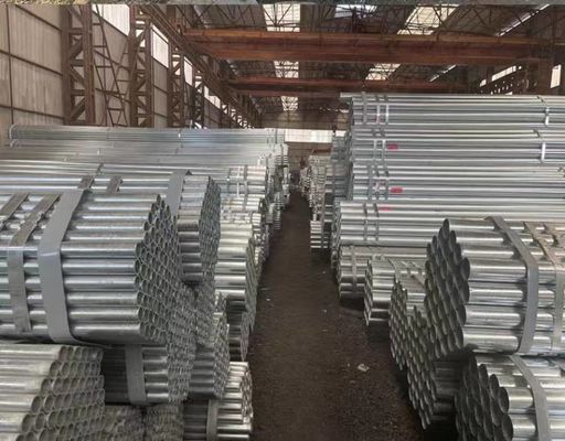 디콜링 서비스 ASTM 5.8m 길이 2.5mm 2.8mm 금속 합금 없는 열 담긴 진열형 원형 철강 파이프