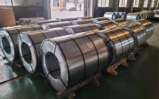 건축물 1.5*1250mm Ral 3009 컬러 코팅 전면 페인팅 PPGI 강철 코일 롤 코일 무게 3-8 톤
