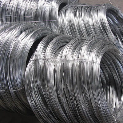 Q195/Q235/SAE1006/SAE1008 등급 가이브 22 600-700MPa 3.6mm 4.6mm Gi 철선 뜨거운 담수 / 전기 가연 철선