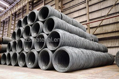 맞춤형 Q195/Q235/SAE1006-1008 검은 표면 고 탄소 고 고열로 굴린 철선 막 5.5mm 코일